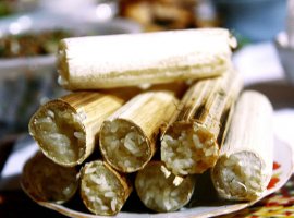 Vé máy bay đi Thanh Hóa thưởng thức chả thịt lam hấp dẫn