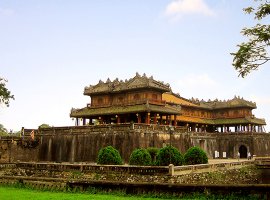 Vé máy bay khuyến mãi đi Huế giá rẻ