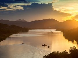 Vé máy bay giá rẻ khám phá Cố đô Huế