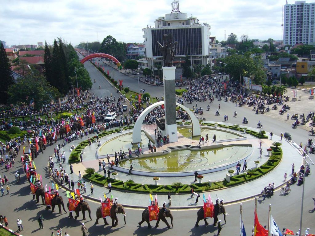 Vé máy bay đi Buôn Ma Thuột