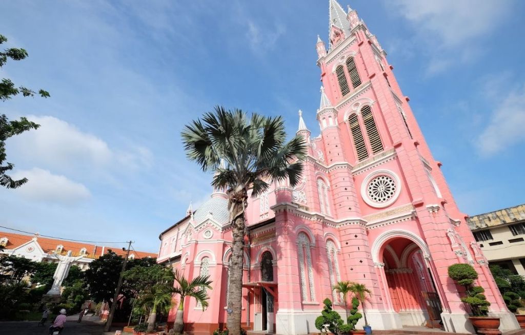 Vé máy bay Quy Nhơn Sài Gòn