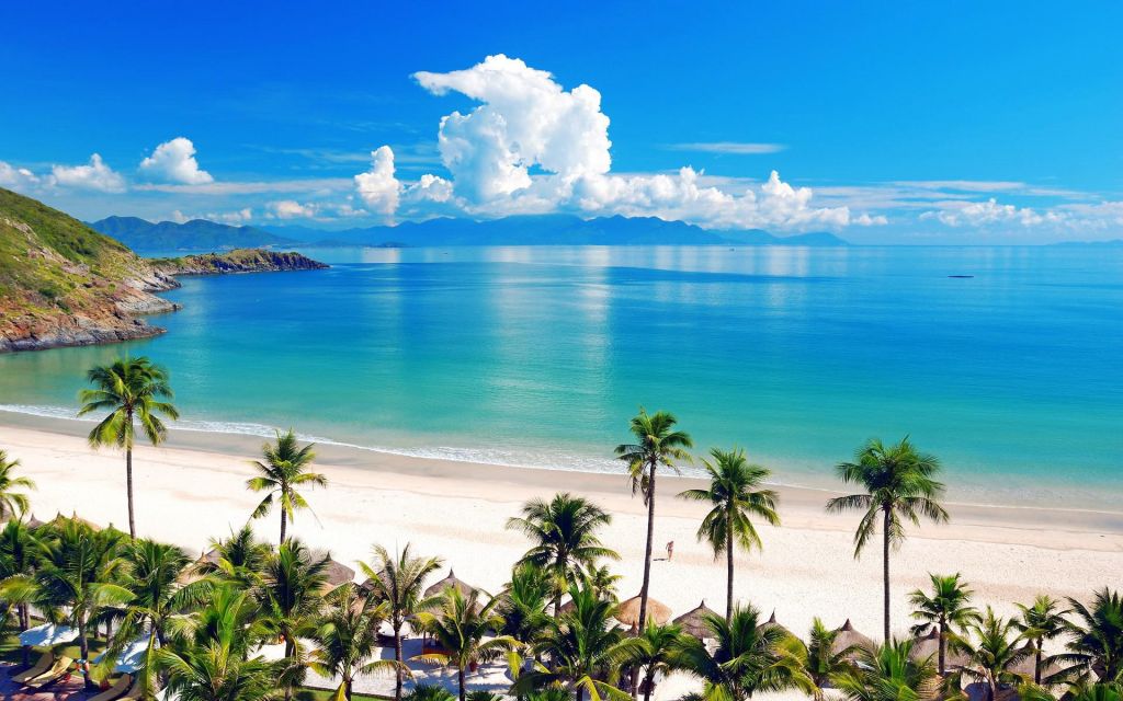 Nha Trang biển xanh cát trắng