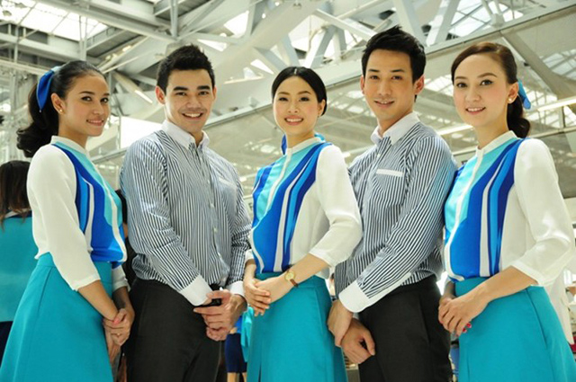 10-bo-dong-phuc-hang-khong-quyen-ru-nhat-08
