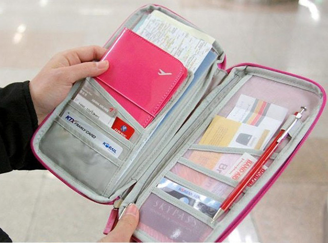 10 món đồ cần thiết cho chuyến du lịch