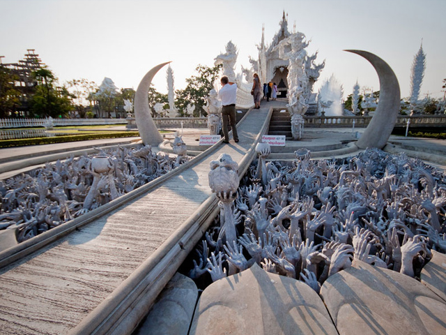 Kham-pha-den-tho-trang-o-thai-lan2
