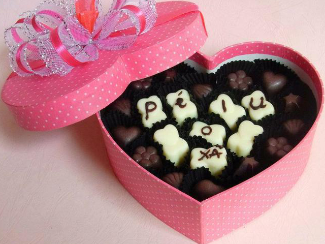 qua-tang-valentine-sang-chanh-va-y-nghia