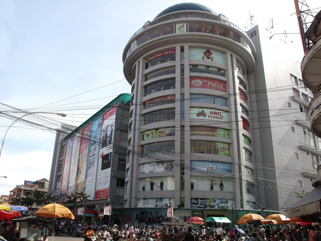 san-hang-hieu-gia-re-tai-campuchia1