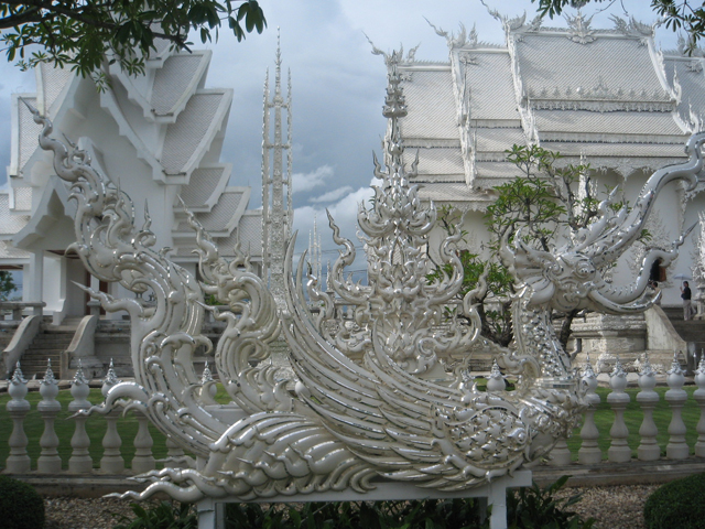 wat-rong-khun-thailand-6
