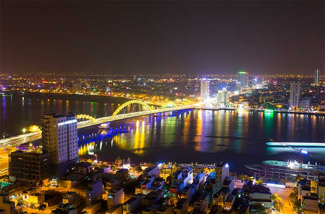 Kỷ niệm 40 năm giải phóng Đà Nẵng với bữa tiệc 18 tỷ
