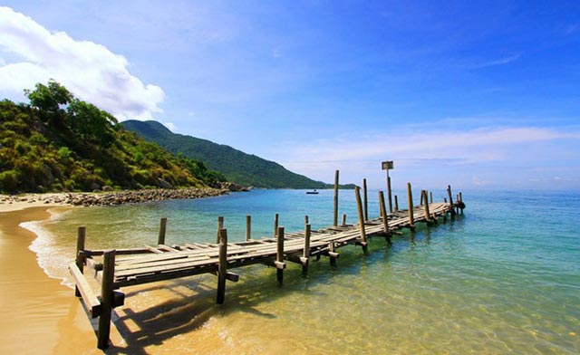 Những bãi biển đẹp nhất Việt Nam trên báo nước ngoài