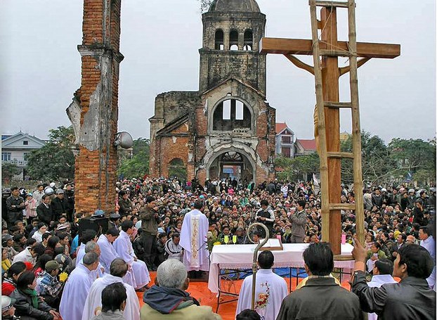 Nhà thờ Tam Toà