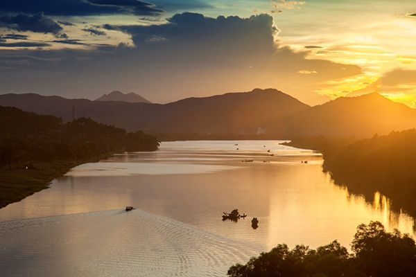 Vé máy bay giá rẻ khám phá Cố đô Huế
