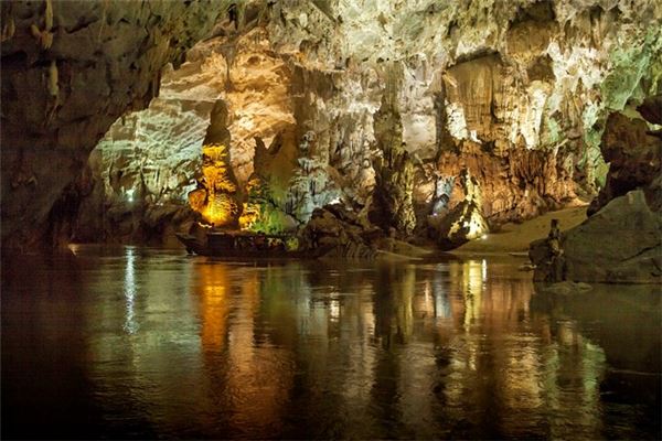 Vé máy bay giá rẻ du lịch Thanh Hóa
