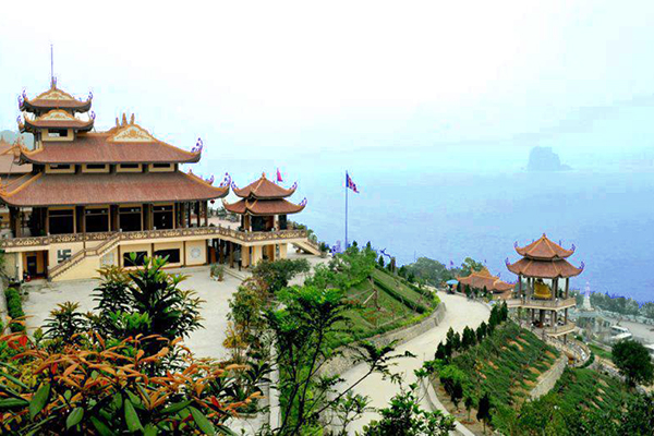 chùa Cái Bầu