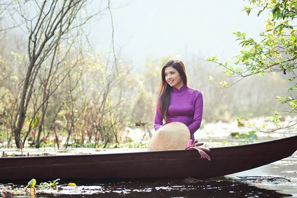 Mộng mơ xứ Huế