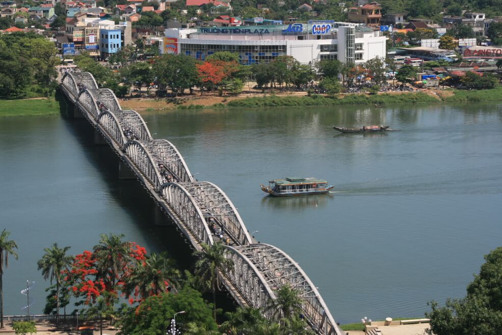 Vé máy bay đi Huế Vietnam Airline 