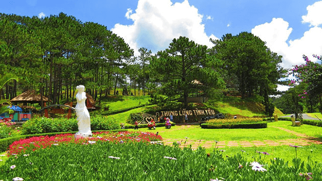 Vé máy bay đi Đà Lạt bao nhiêu tiền 