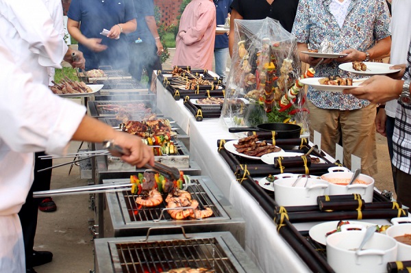 Hãy tìm kiếm địa chỉ ăn uống bình dân để tiết kiệm chi phí du lịch